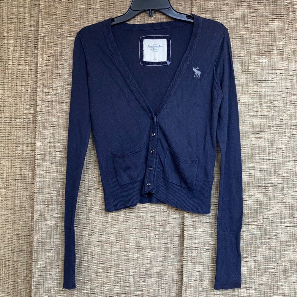 Abercrombie and Fitch short navy black cardigan sweater